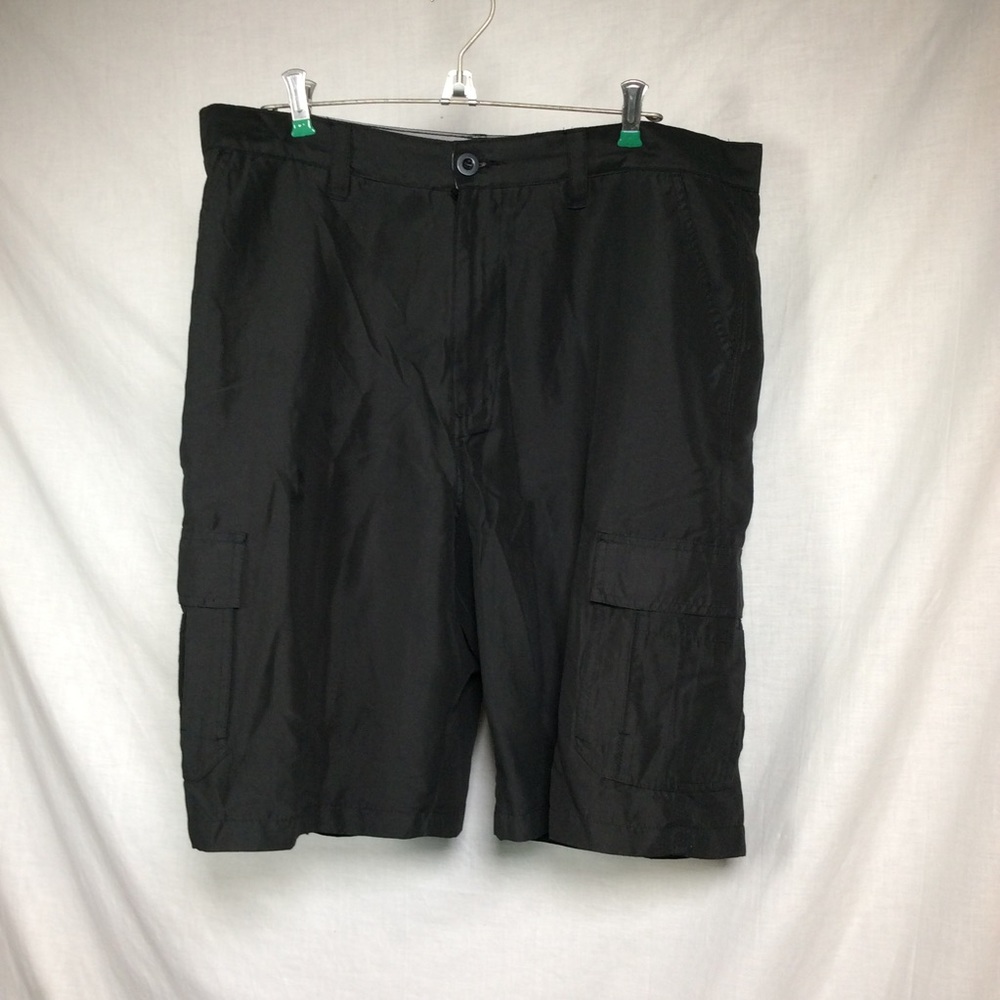 Burnside Men’s Black Cargo Flat Front Shorts lightweight, 36